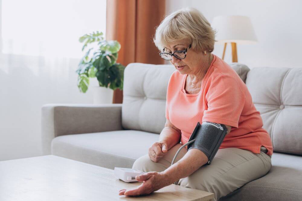 symptoms of high blood pressure